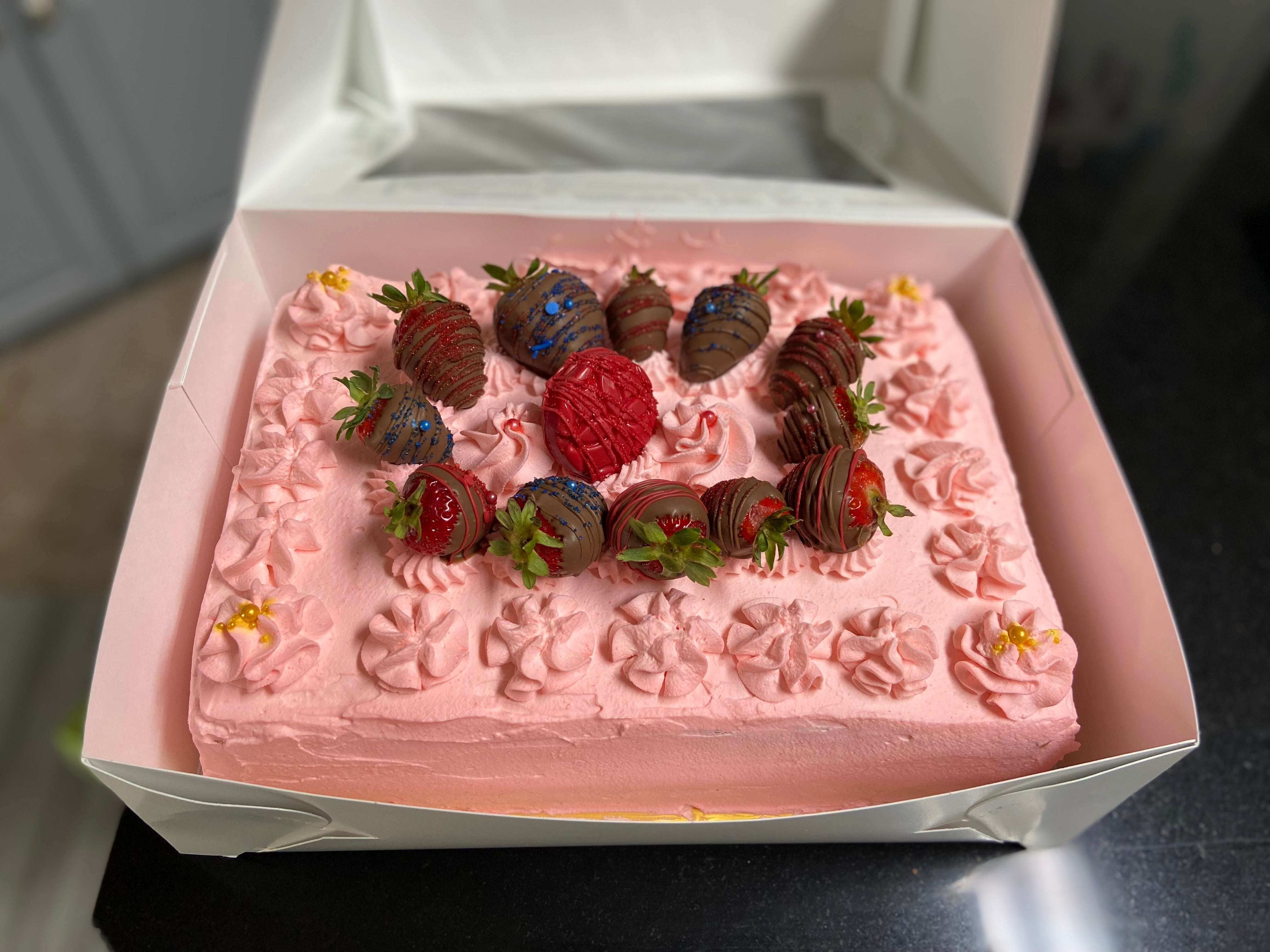 Quarter Sheet Strawberry Cake Rollover Bakery